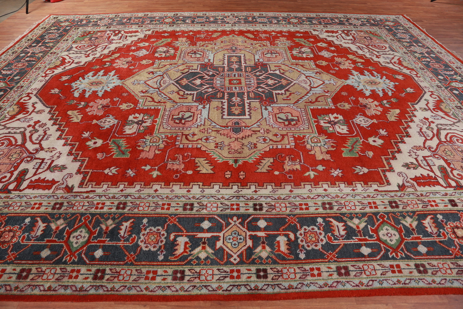 Palace Size Wool Heriz Serapi Oriental Rug 12x15