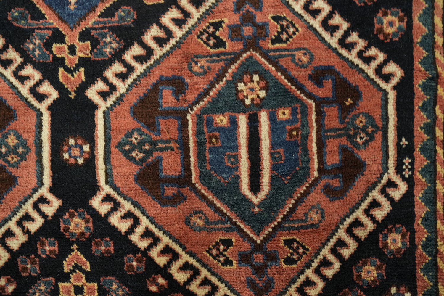Vegetable Dye Wool Qashqai Persian Runner Rug 4x9