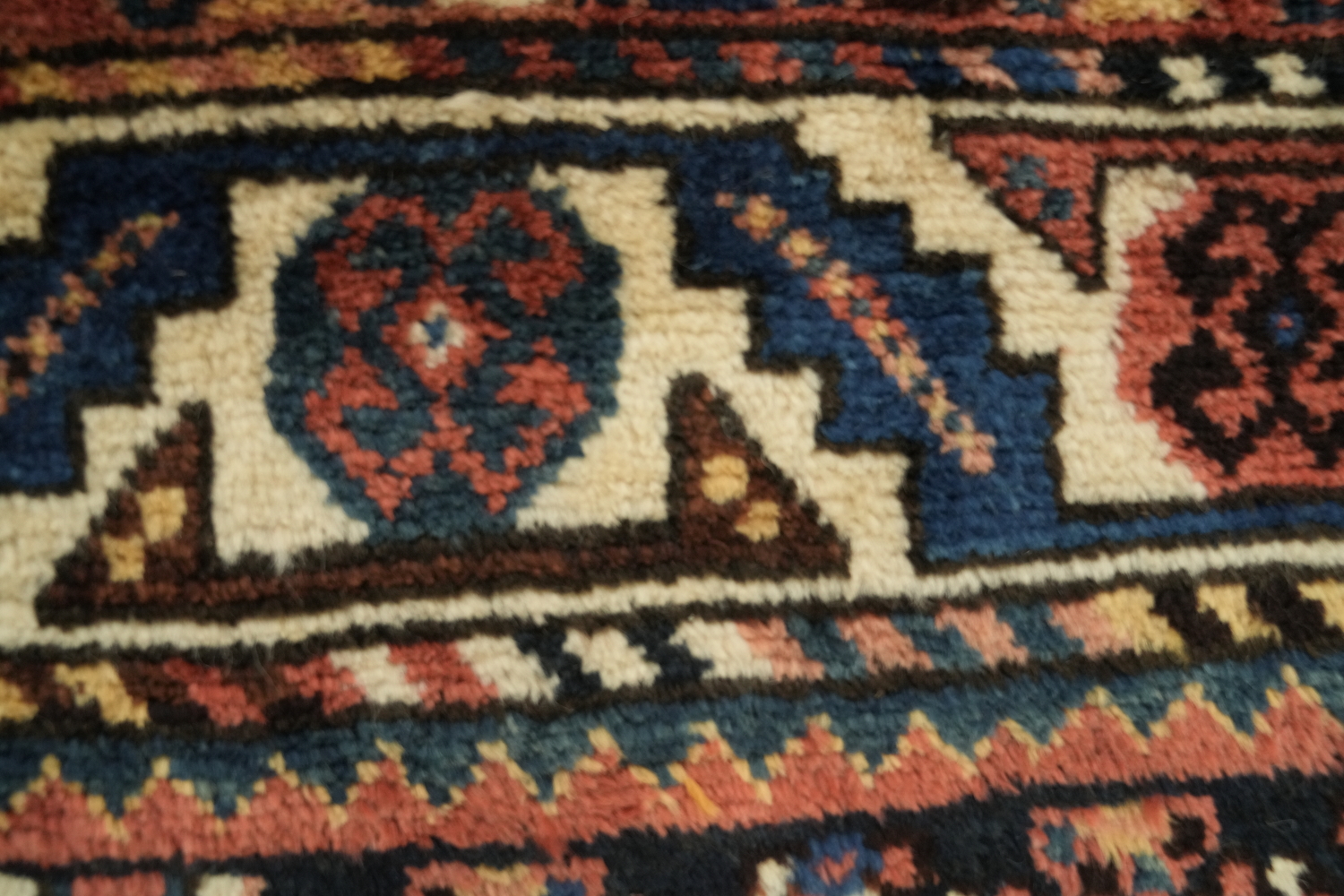 Vegetable Dye Wool Qashqai Persian Runner Rug 4x9
