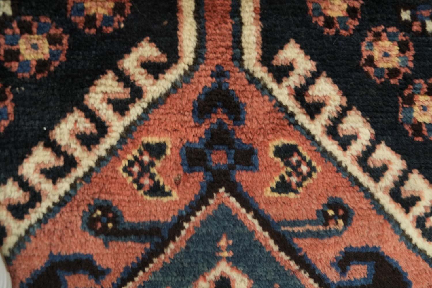Vegetable Dye Wool Qashqai Persian Runner Rug 4x9
