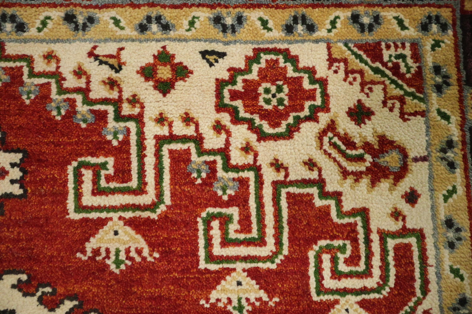 Red Geometric Viss Oriental Area Rug 6x9
