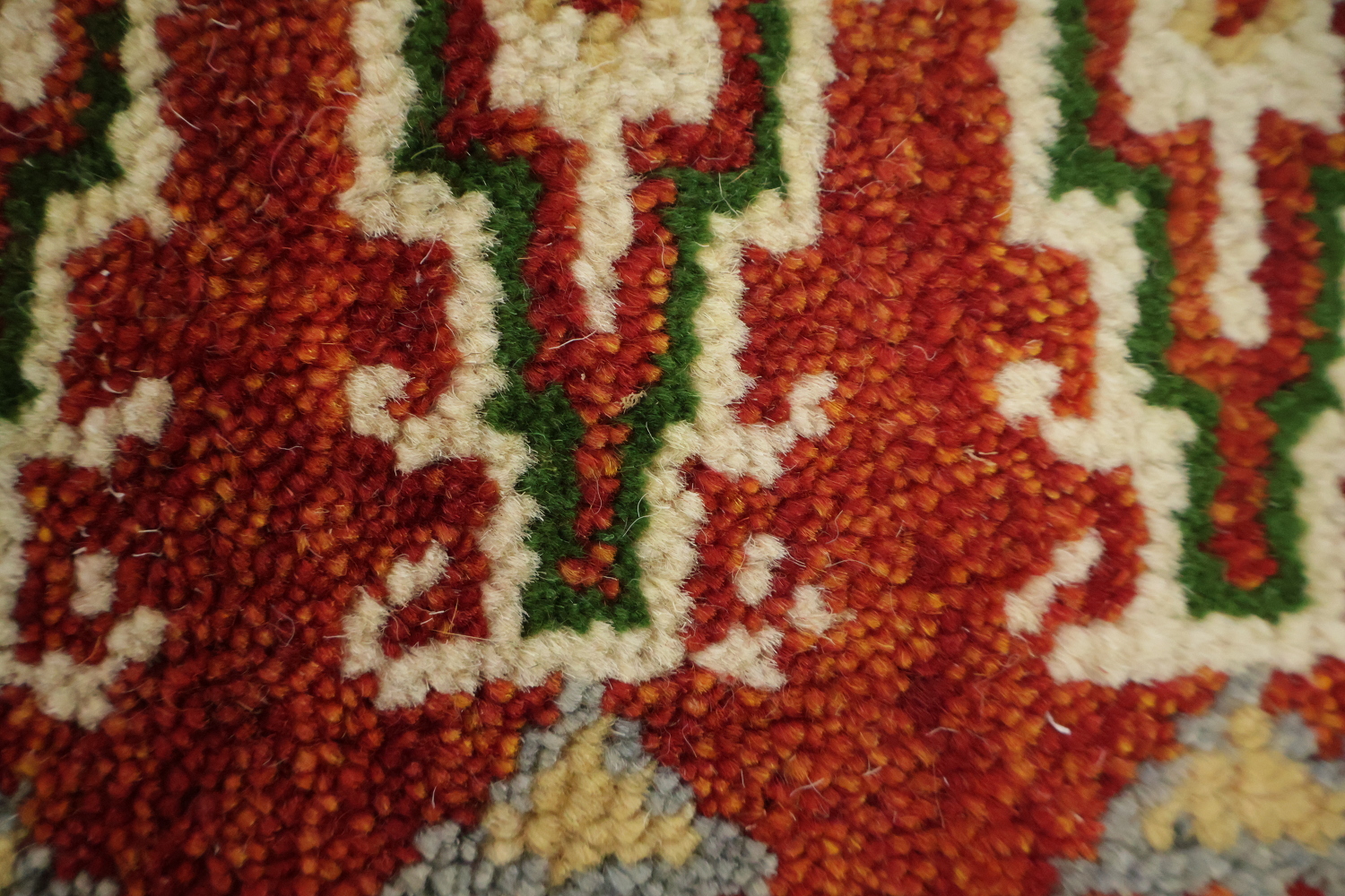 Red Geometric Viss Oriental Area Rug 6x9