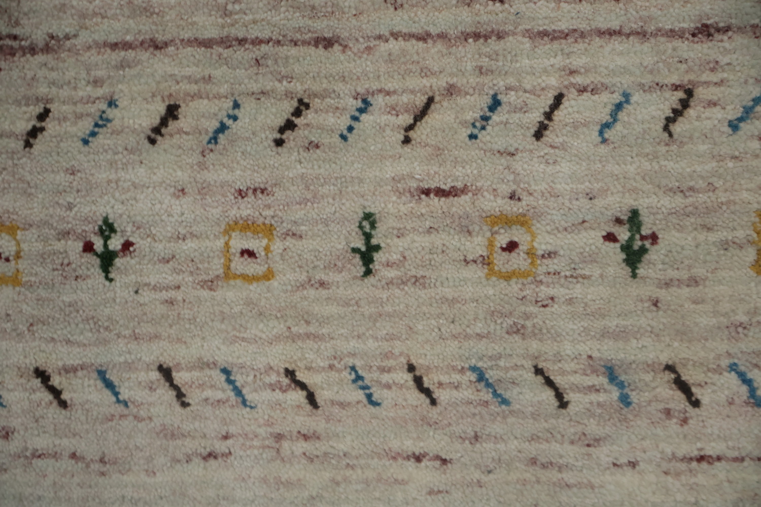 Handmade Gabbeh Indian Area Rug 9x11 with Motifs for Elegant Style