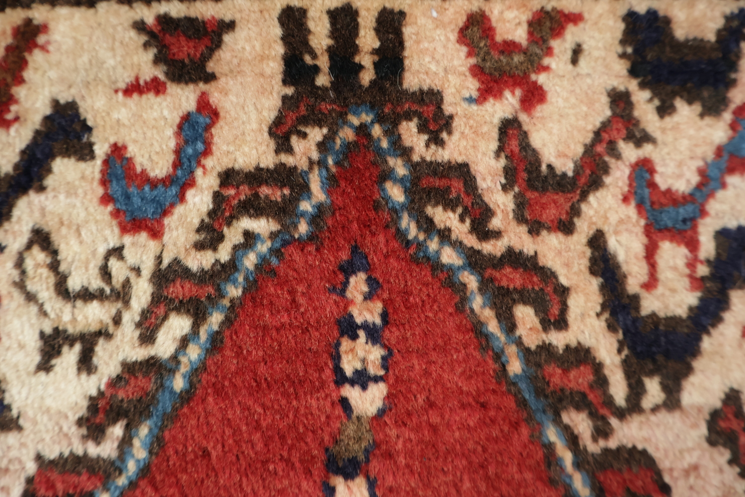 Antique Tribal Shiraz Abadeh Persian Area Rug 4x5
