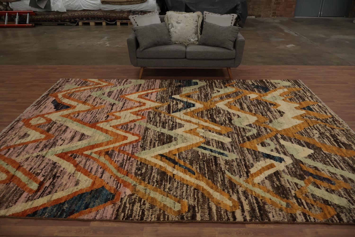 Zigzag Design Moroccan Area Rug 9x12 with Earthy Tones and Patterns
