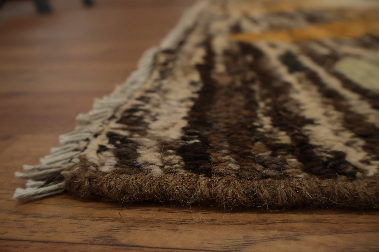 Zigzag Design Moroccan Area Rug 9x12 with Earthy Tones and Patterns