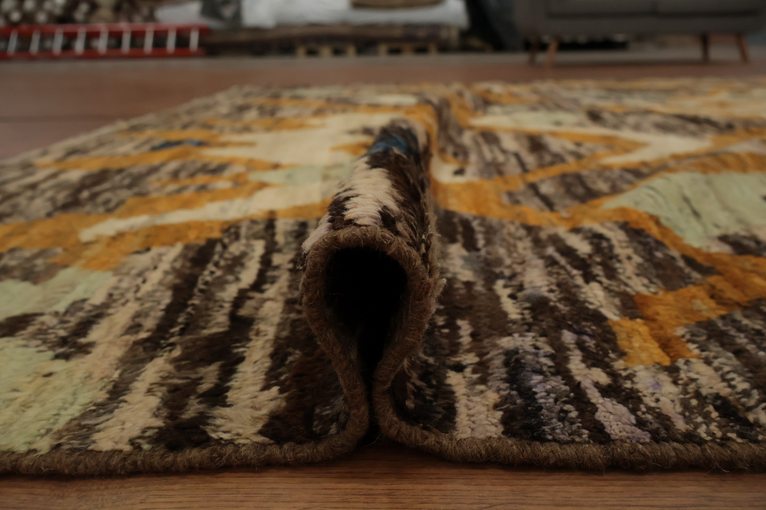 Zigzag Design Moroccan Area Rug 9x12 with Earthy Tones and Patterns