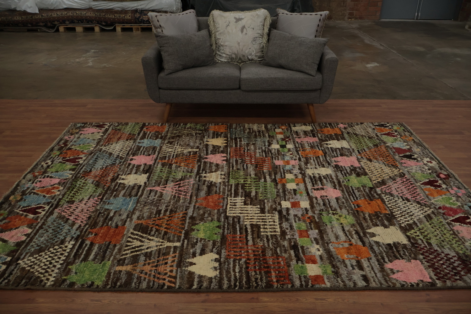 Bohemian Style Moroccan Area Rug 7x10 with Eye-Catching Patterns