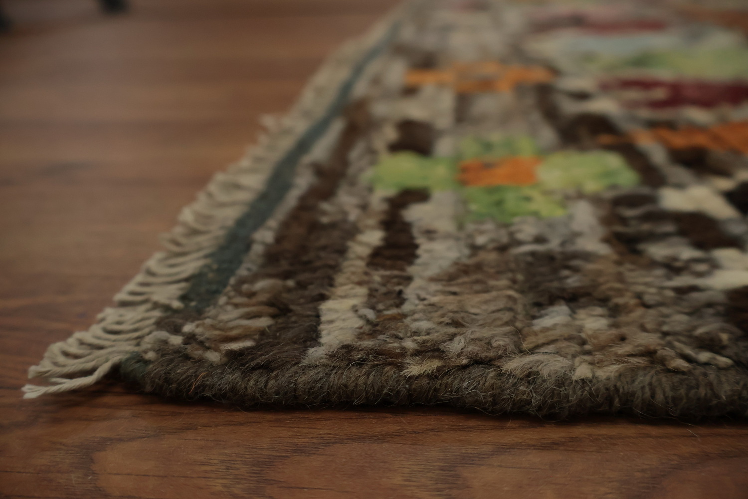 Bohemian Style Moroccan Area Rug 7x10 with Eye-Catching Patterns