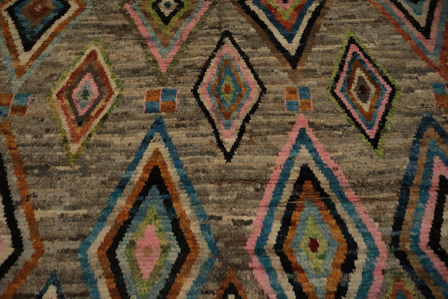 Diamonds Moroccan Area Rug 7x10 with Intricate Colorful Details