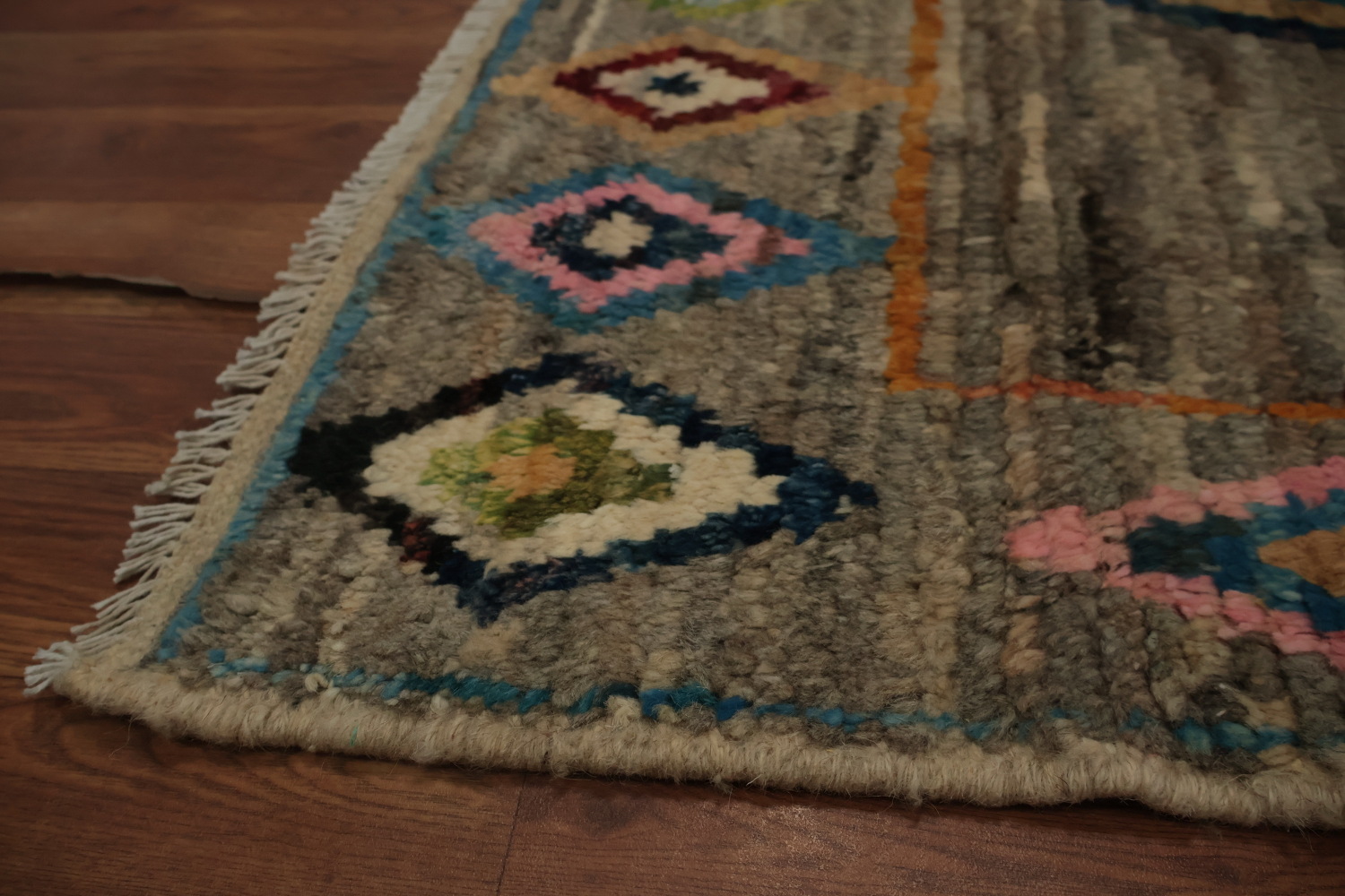 Diamonds Moroccan Area Rug 7x10 with Intricate Colorful Details