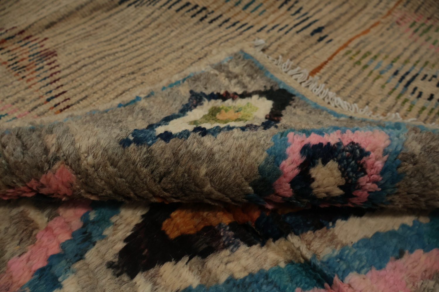 Diamonds Moroccan Area Rug 7x10 with Intricate Colorful Details