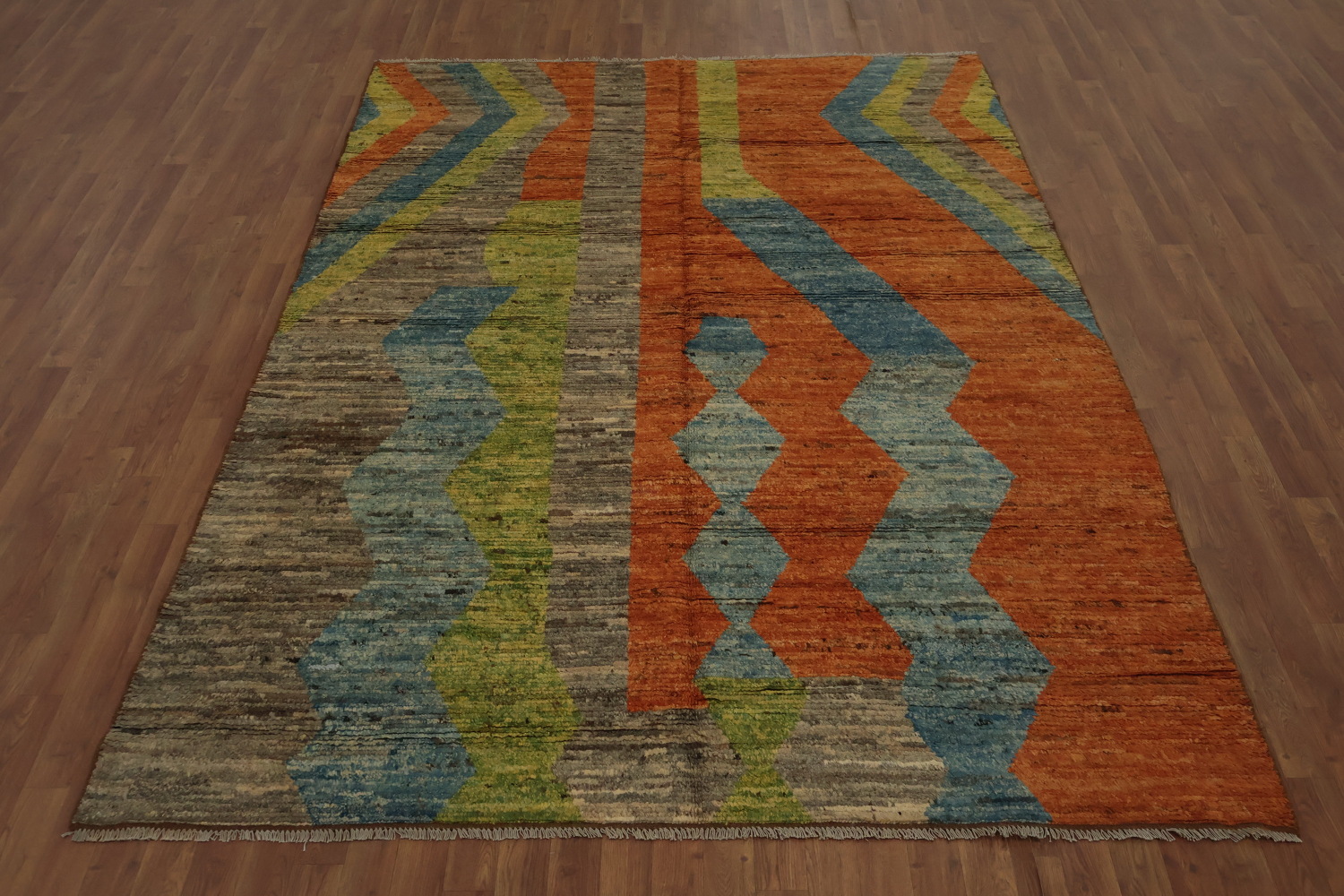 Dynamic Moroccan Area Rug 7x10 in Earth and Sky Tone Accents