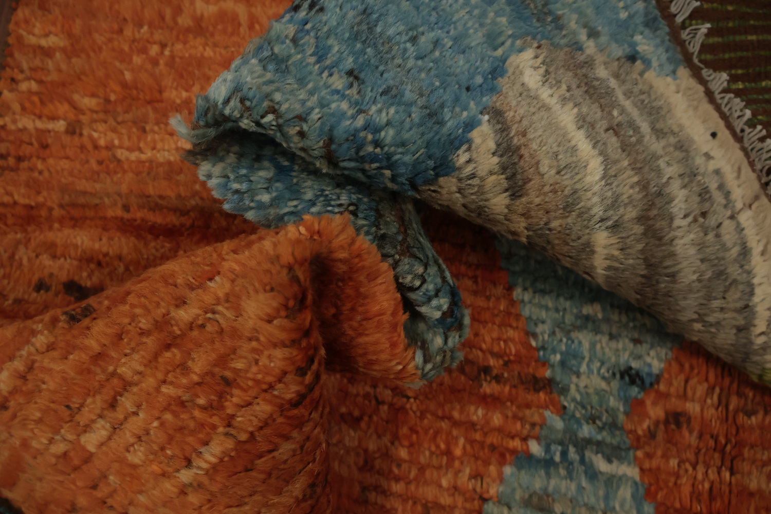 Dynamic Moroccan Area Rug 7x10 in Earth and Sky Tone Accents