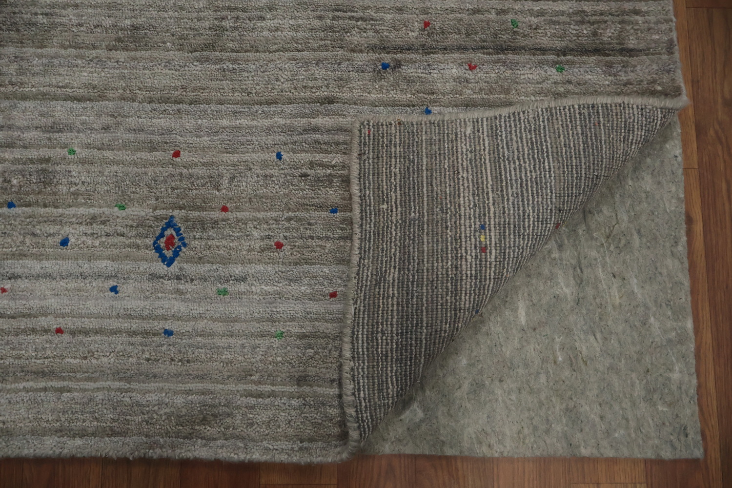 Hand-Knotted Gabbeh Area Rug 9x12 Featuring Subtle Color Details