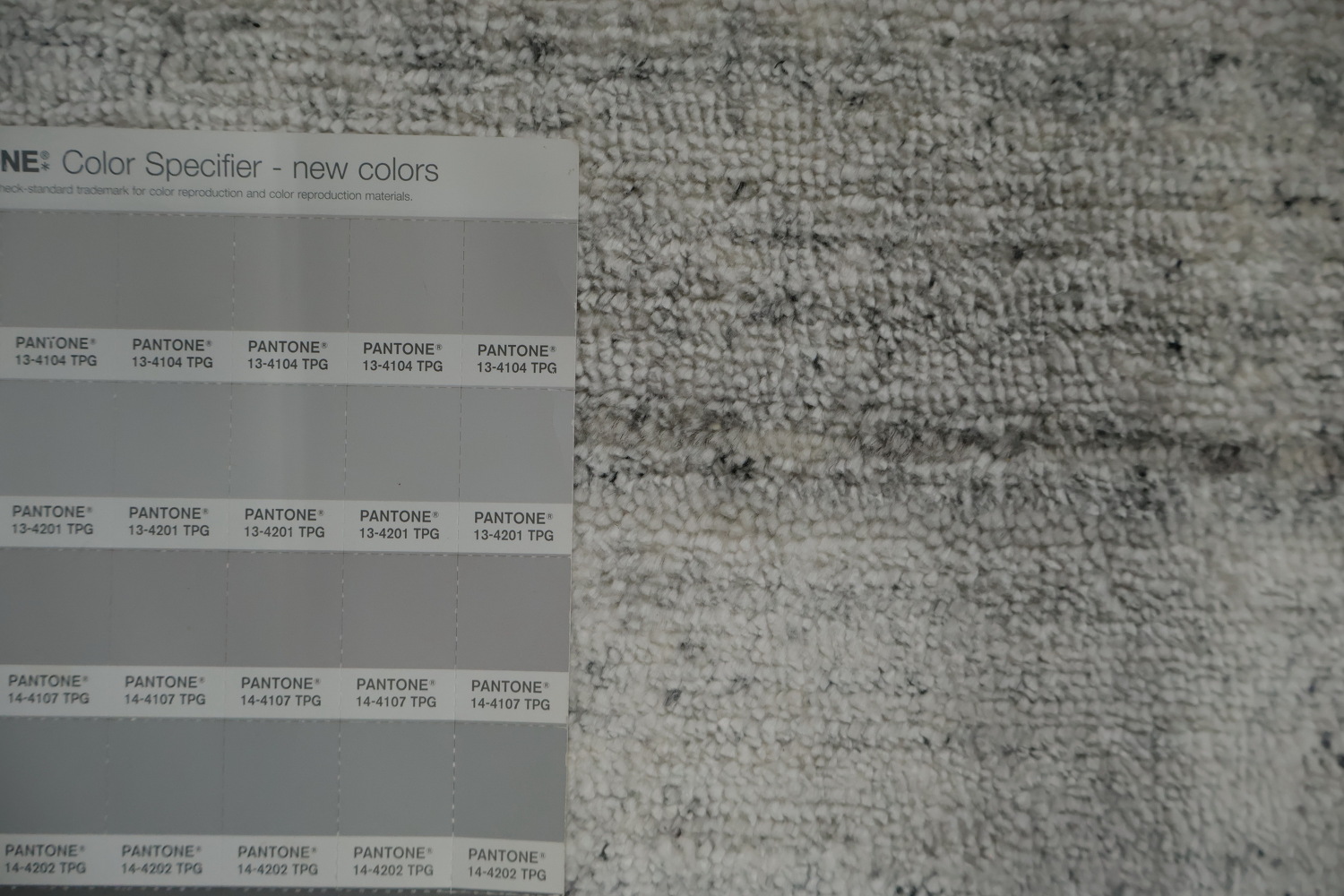 Elegance Gabbeh Area Rug 9x12 with Artistic Corner Embellishments