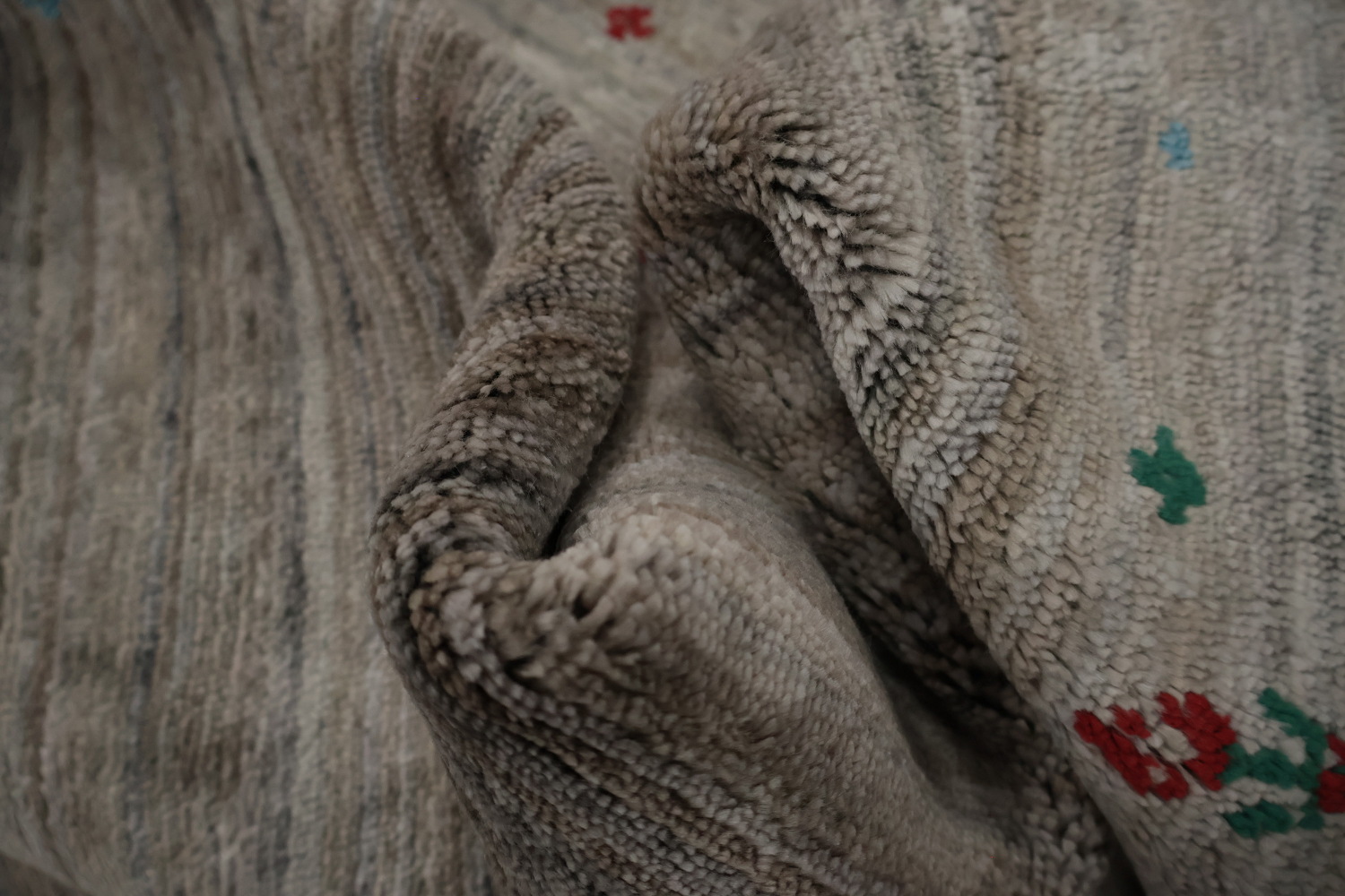 Stylish Gabbeh Area Rug 9x12 to Complement Modern Home Decor