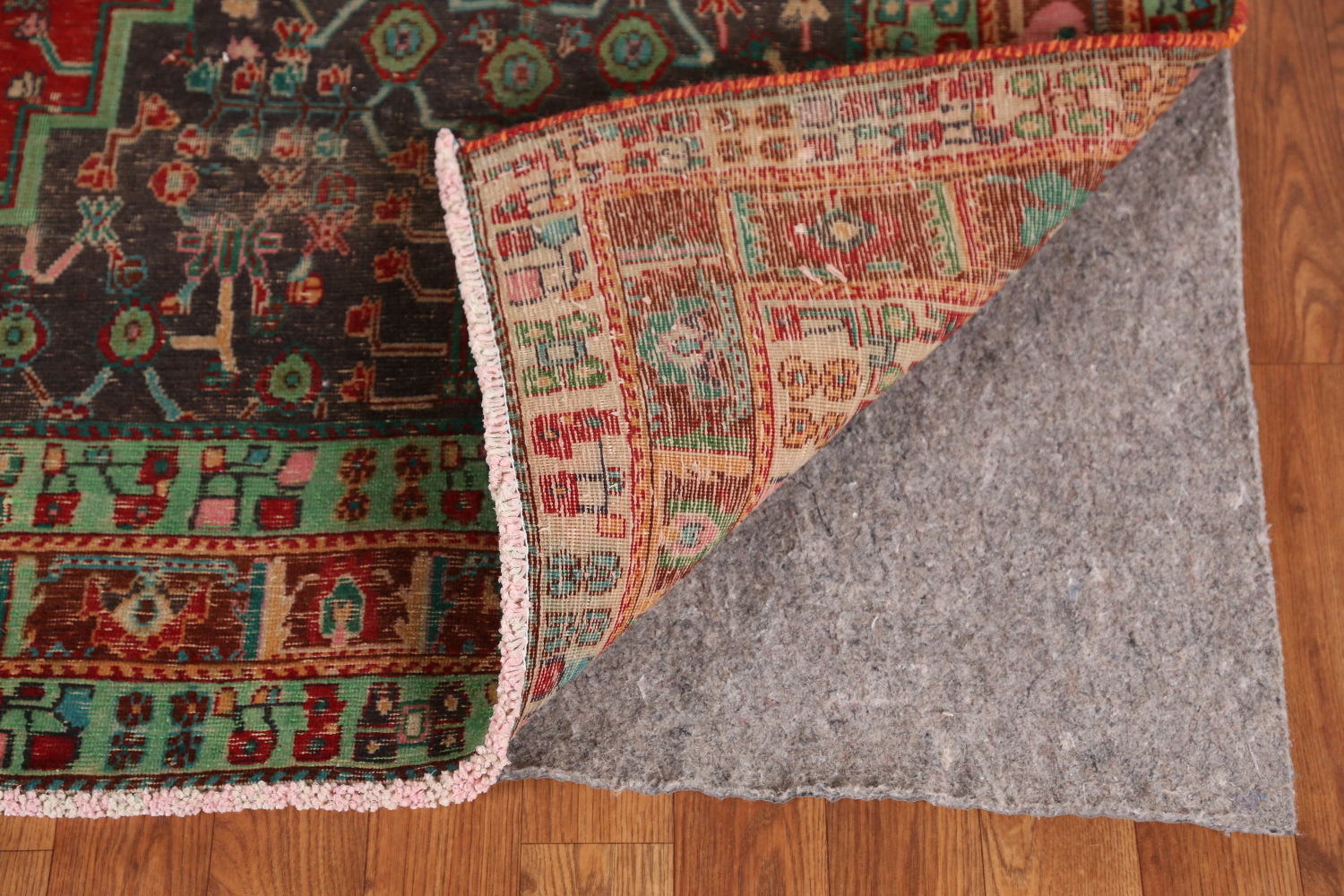 Antique Wool Shiraz Persian Area Rug 7x9
