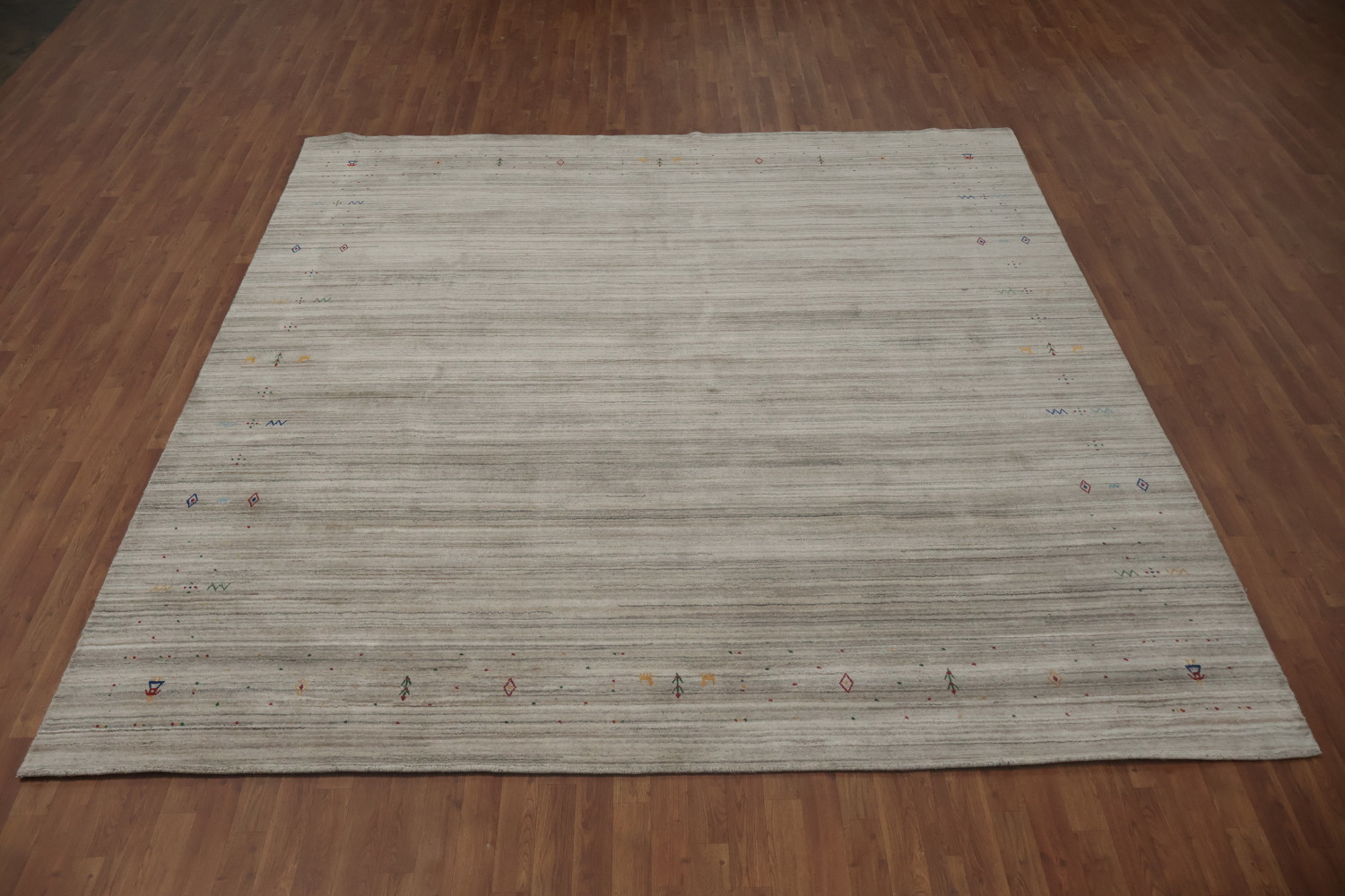 Sleek Gabbeh Area Rug 10x10 Perfect for Minimalist Home Decor