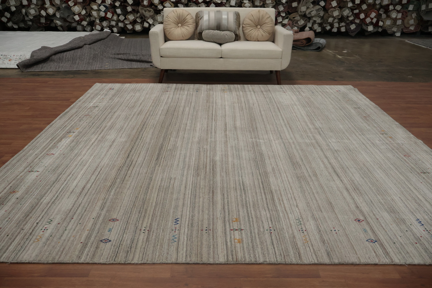 Sleek Gabbeh Area Rug 10x10 Perfect for Minimalist Home Decor