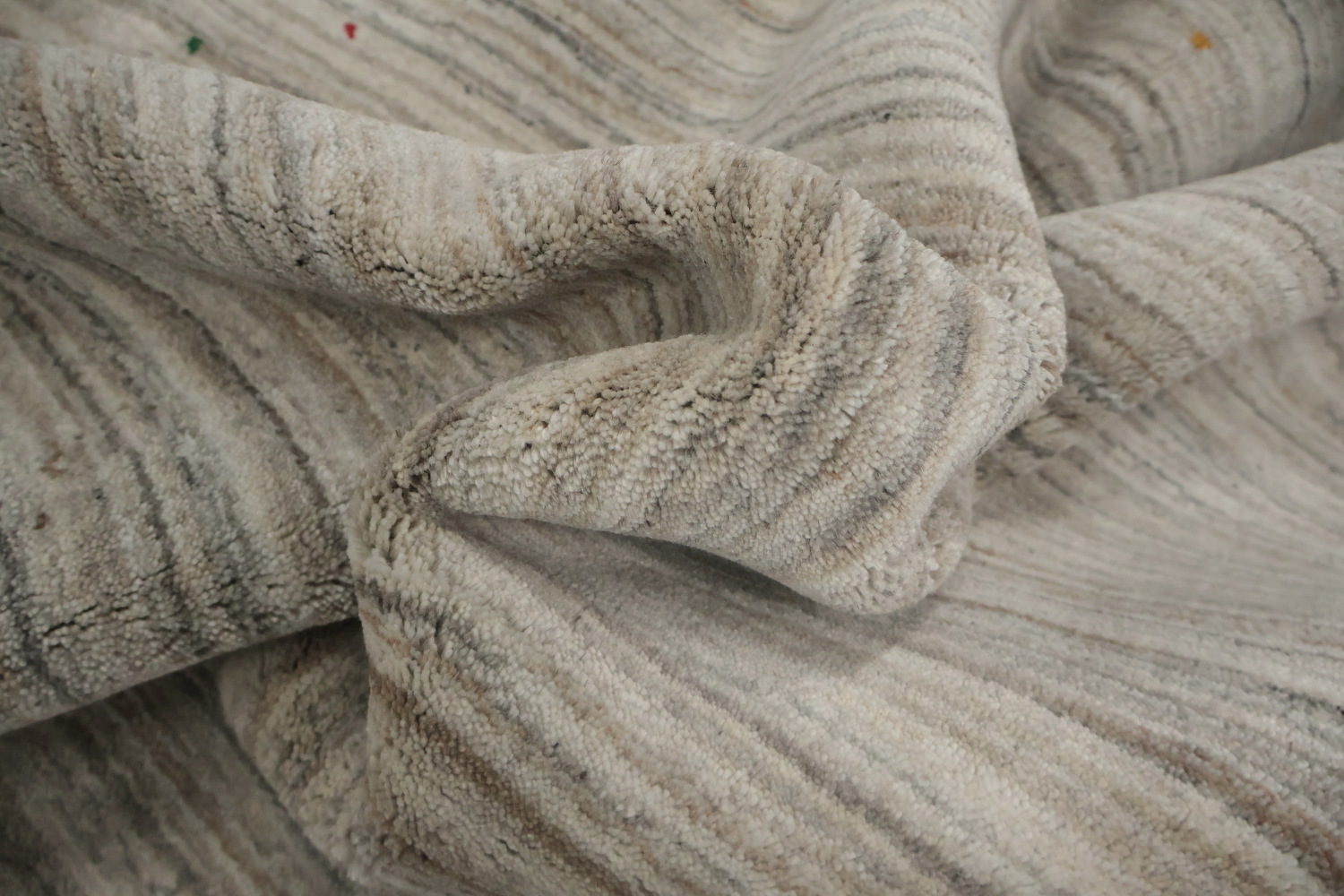 Sleek Gabbeh Area Rug 10x10 Perfect for Minimalist Home Decor