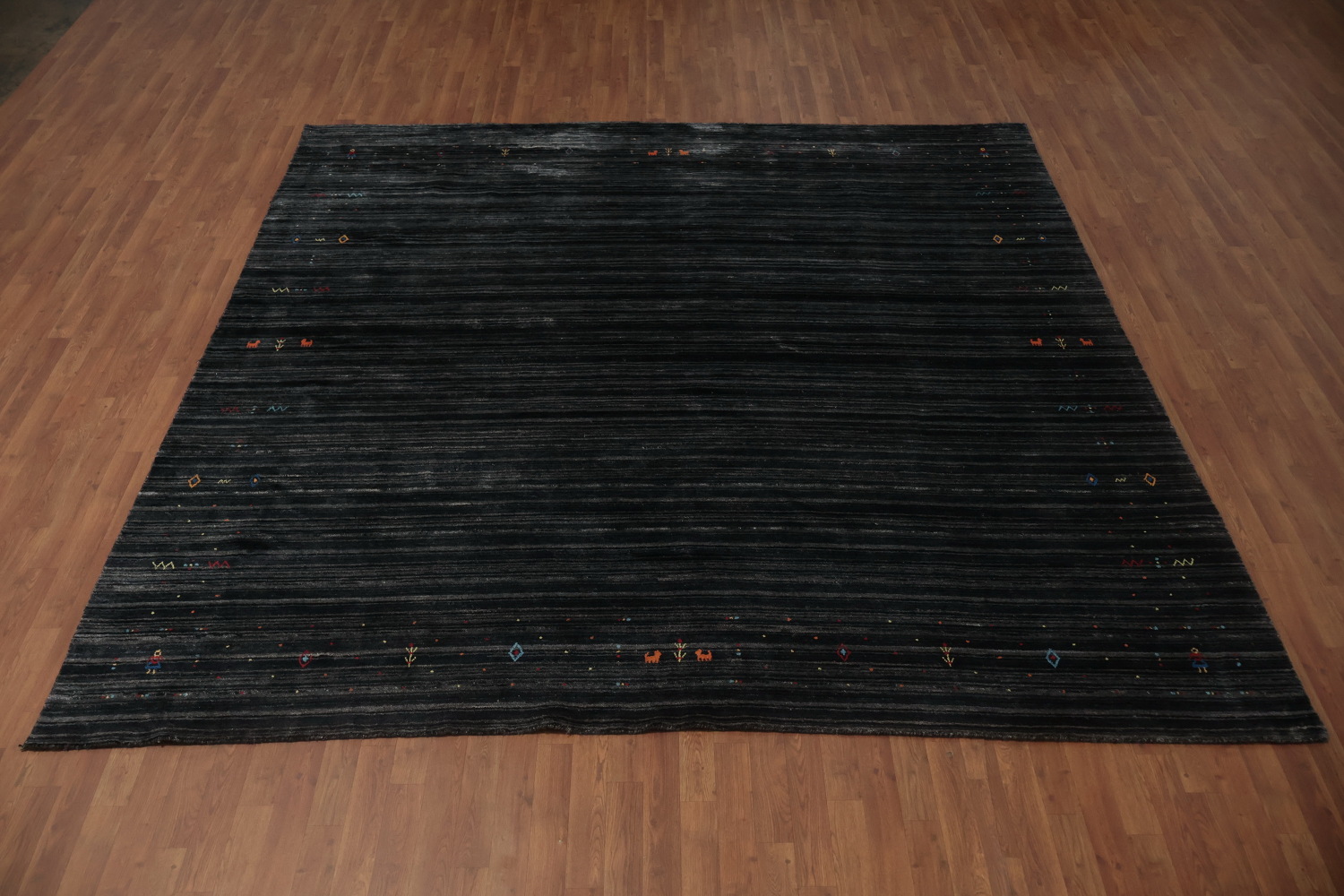 Minimalist Gabbeh Aquare Area Rug 10x10 with Hints of Color Patterns