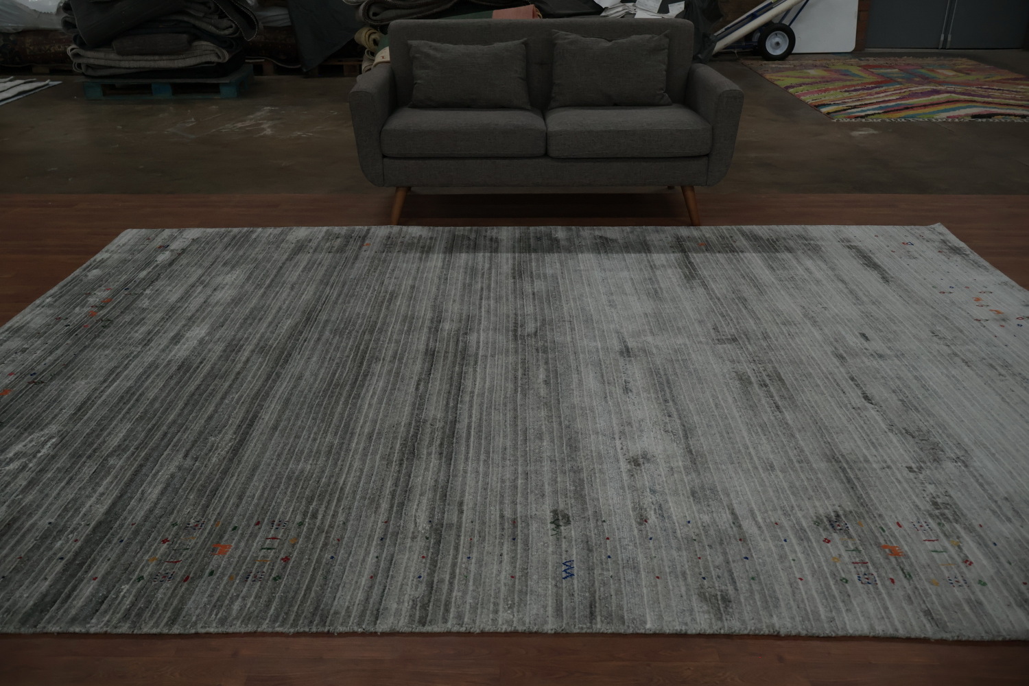 Premium Gabbeh Area Rug 8x12 in Sleek Silver Tone with Patterns