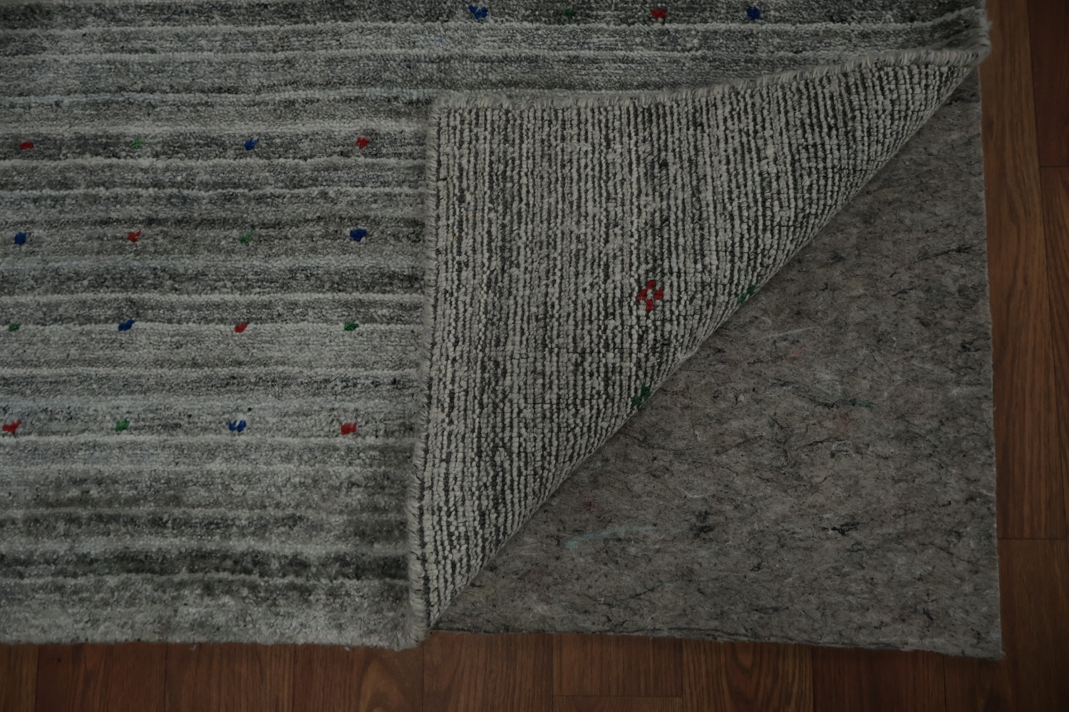 Premium Gabbeh Area Rug 8x12 in Sleek Silver Tone with Patterns