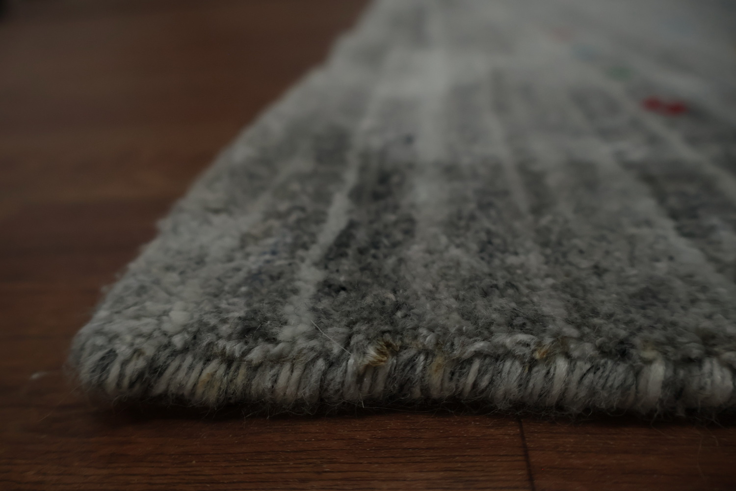 Premium Gabbeh Area Rug 8x12 in Sleek Silver Tone with Patterns