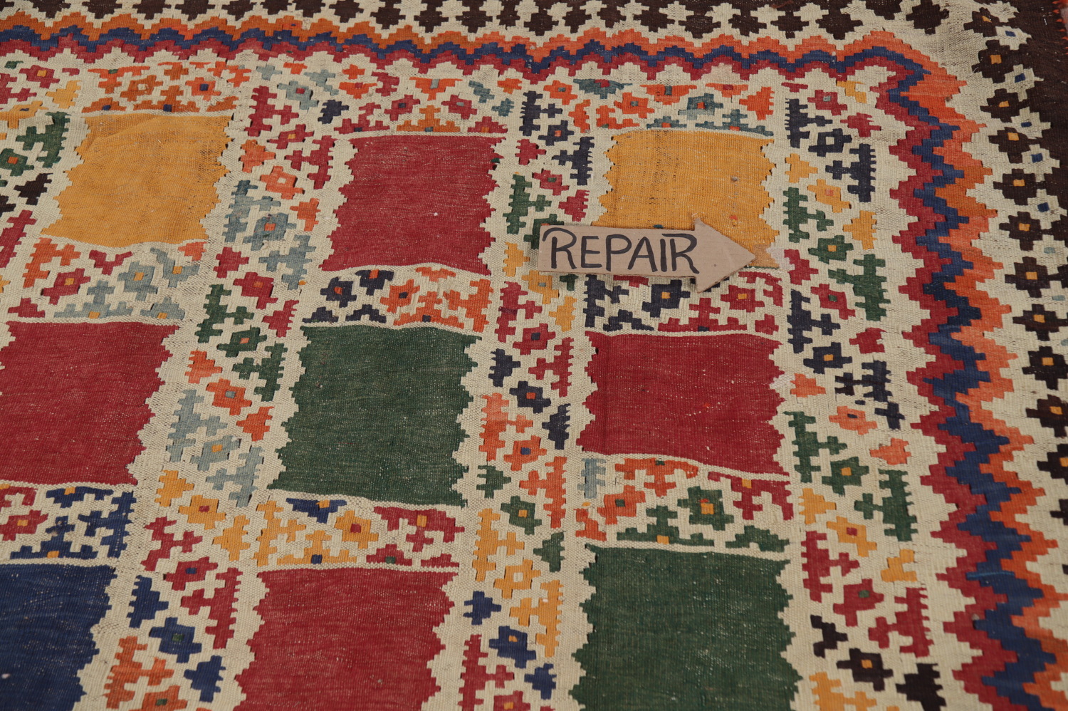 Antique Vegetable Dye Kilim Qashqai Persian Area Rug 5x9