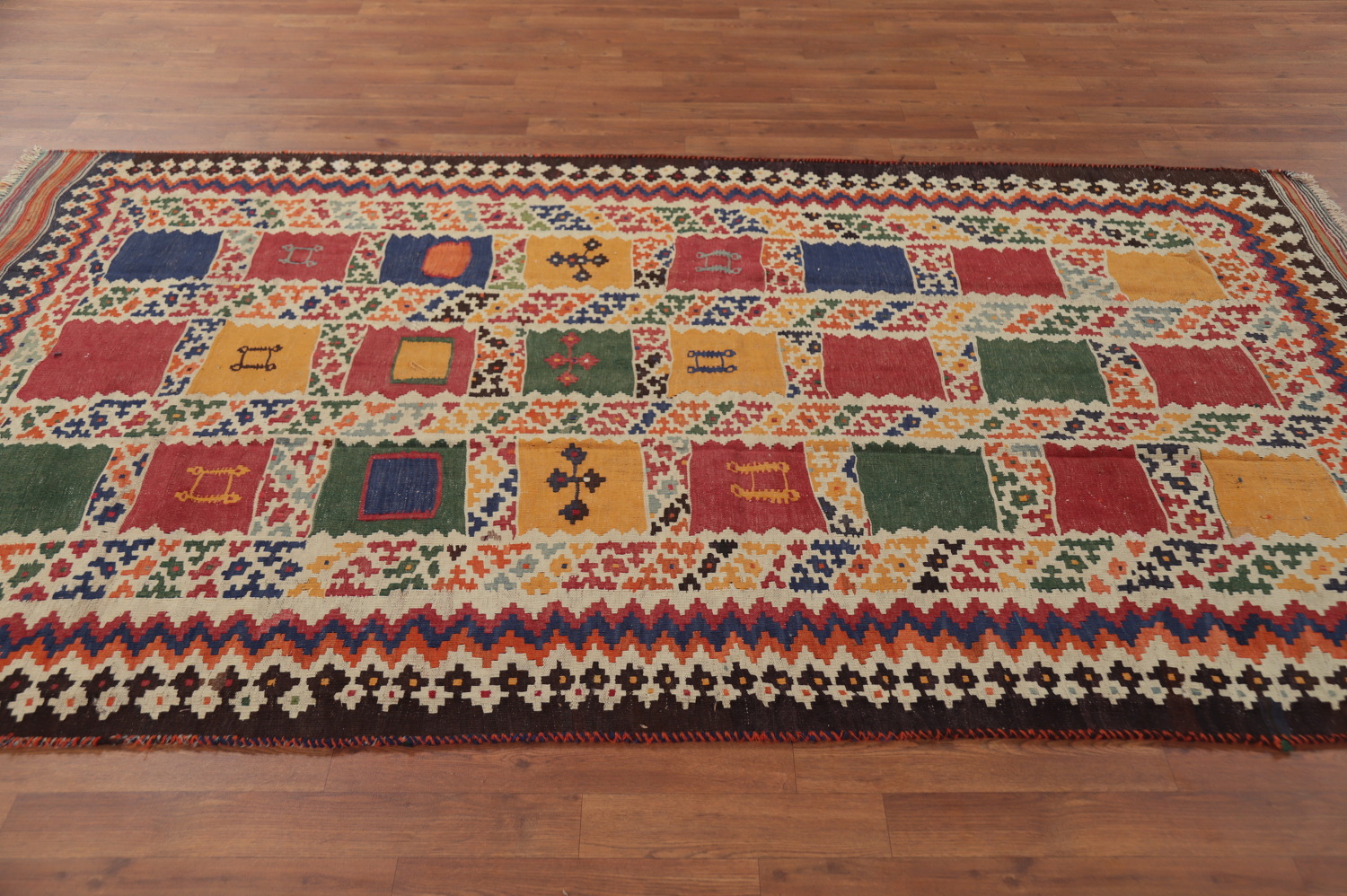 Antique Vegetable Dye Kilim Qashqai Persian Area Rug 5x9