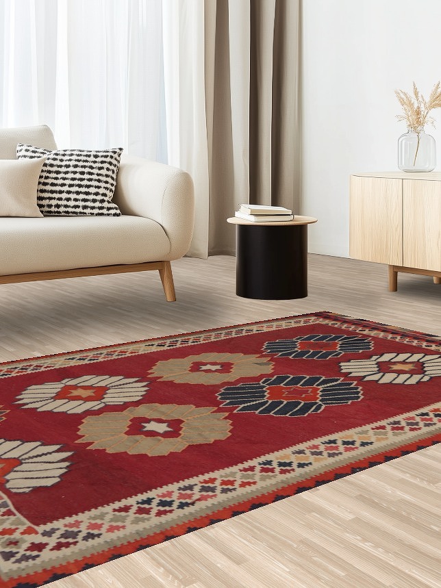 Vegetable Dye Kilim Qashqai Persian Area Rug 5x8