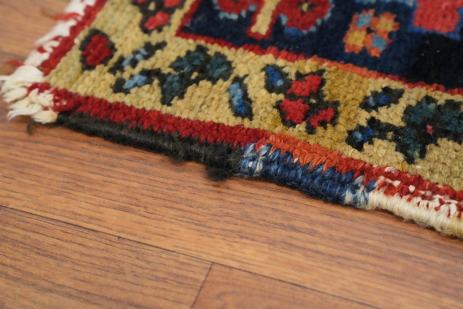 Pre-1900 Vegetable Dye Heriz Serapi Persian Area Rug 7x10