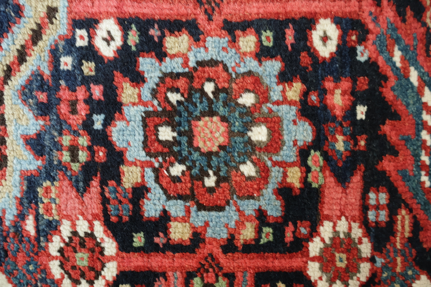 Antique Vegetable Dye Heriz Persian Area Rug 9x12