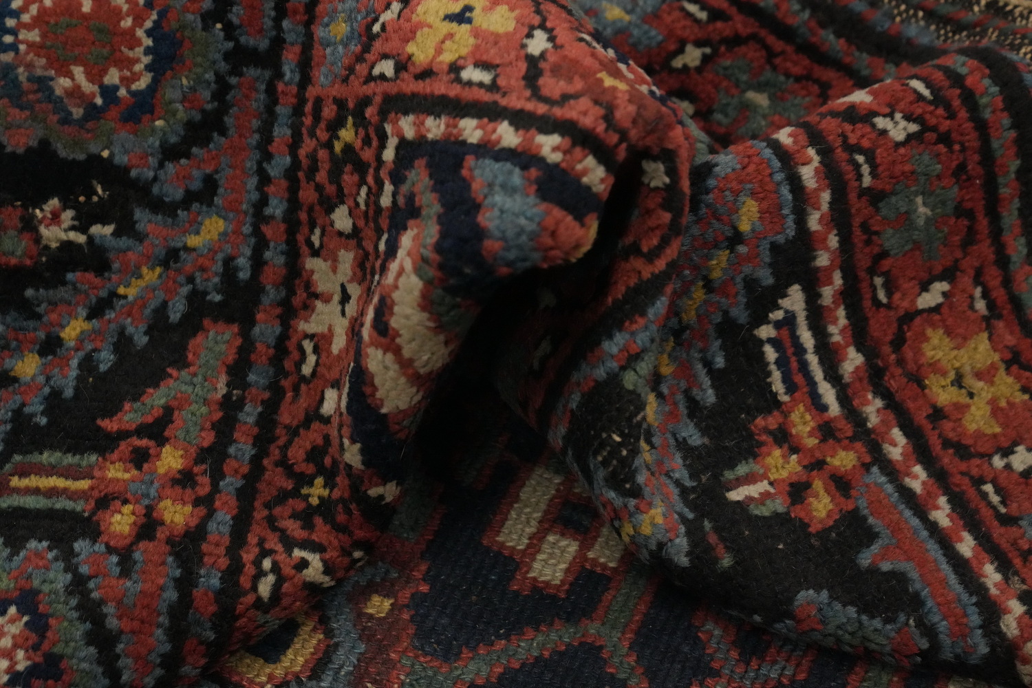 Antique Vegetable Dye Heriz Serapi Persian Area Rug 5x13