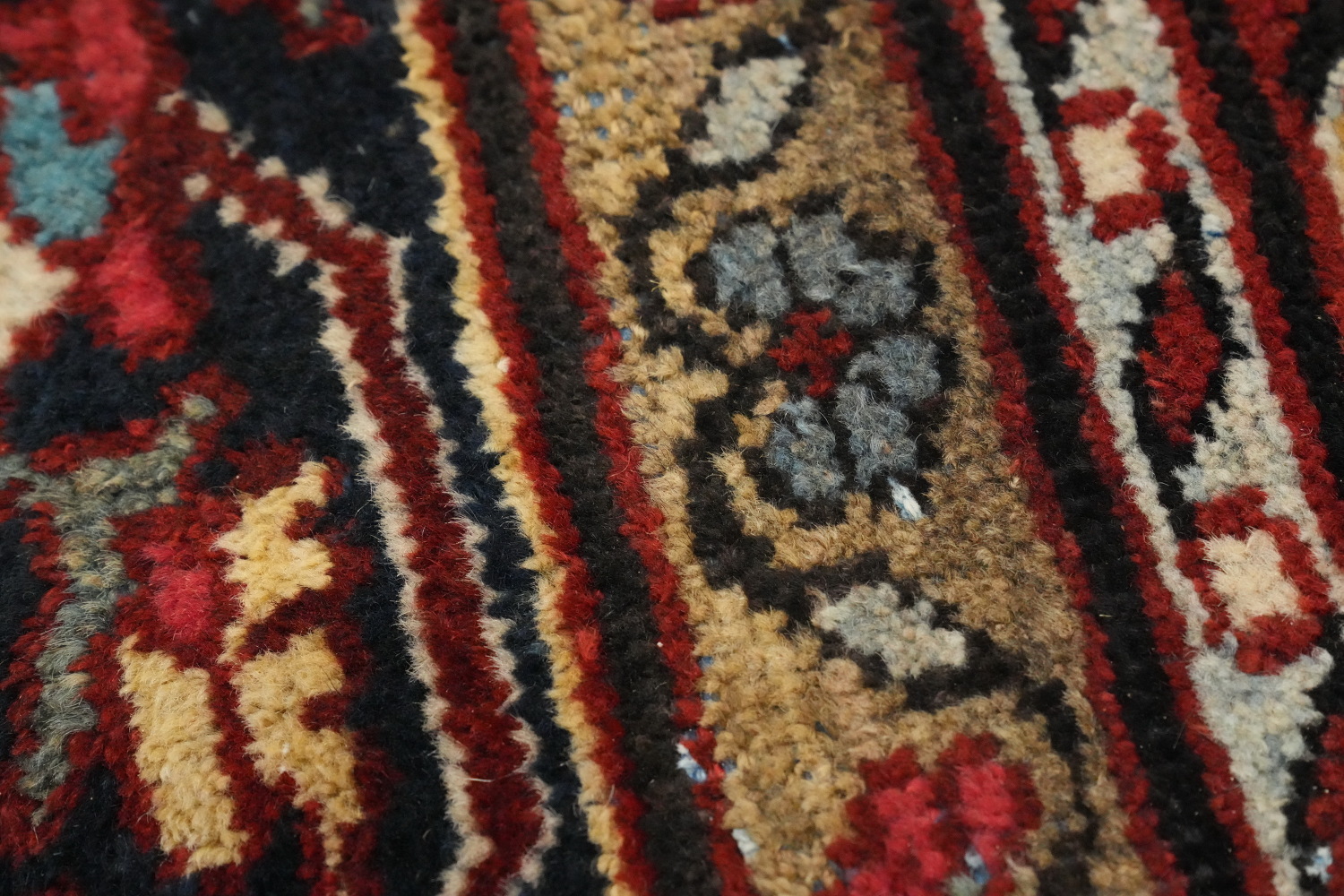 Antique Vegetable Dye Mahal Persian Area Rug 9x12