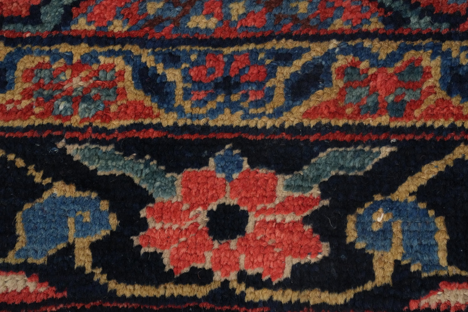 Antique Vegetable Dye Heriz Serapi Runner Rug 4x18