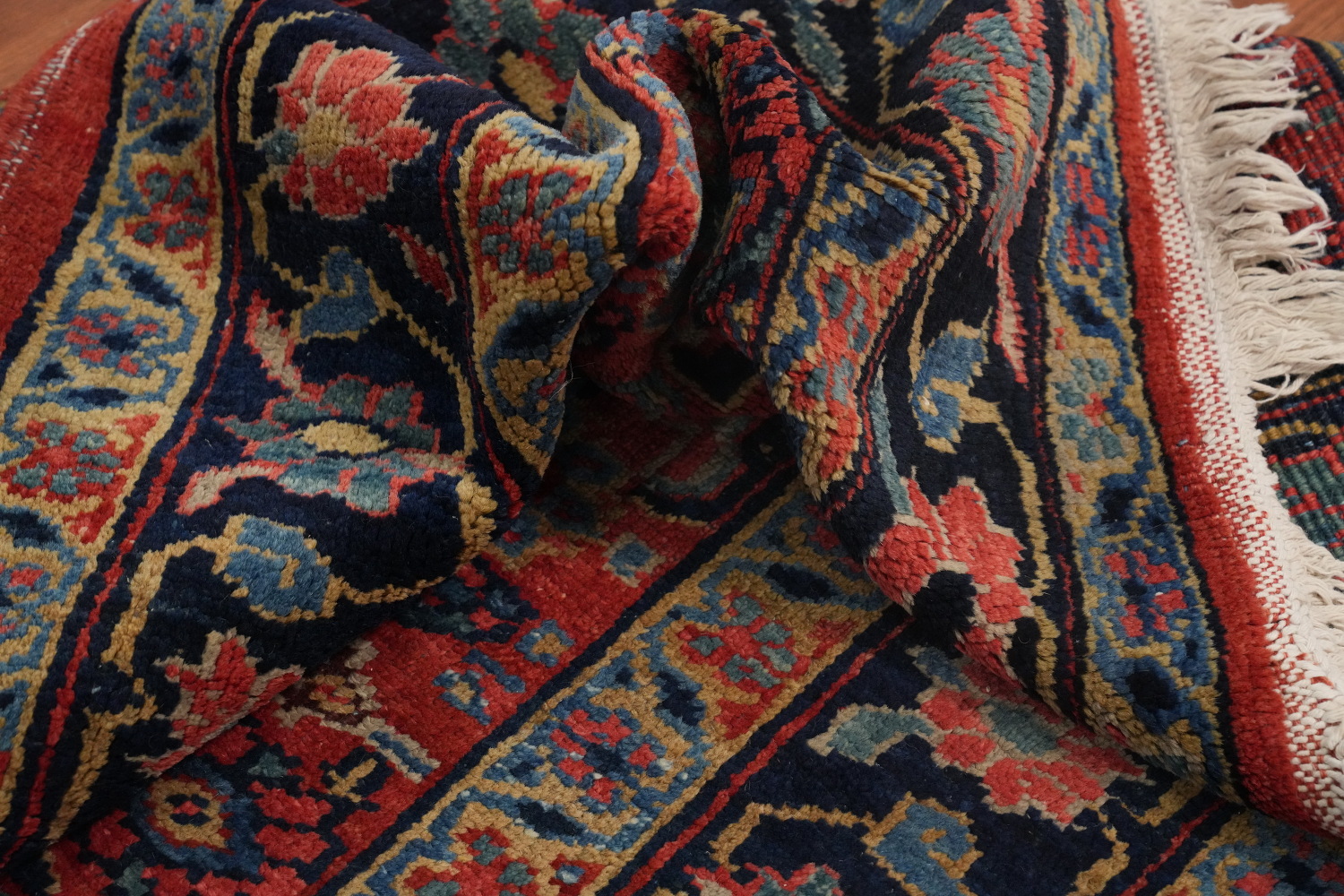 Antique Vegetable Dye Heriz Serapi Runner Rug 4x18