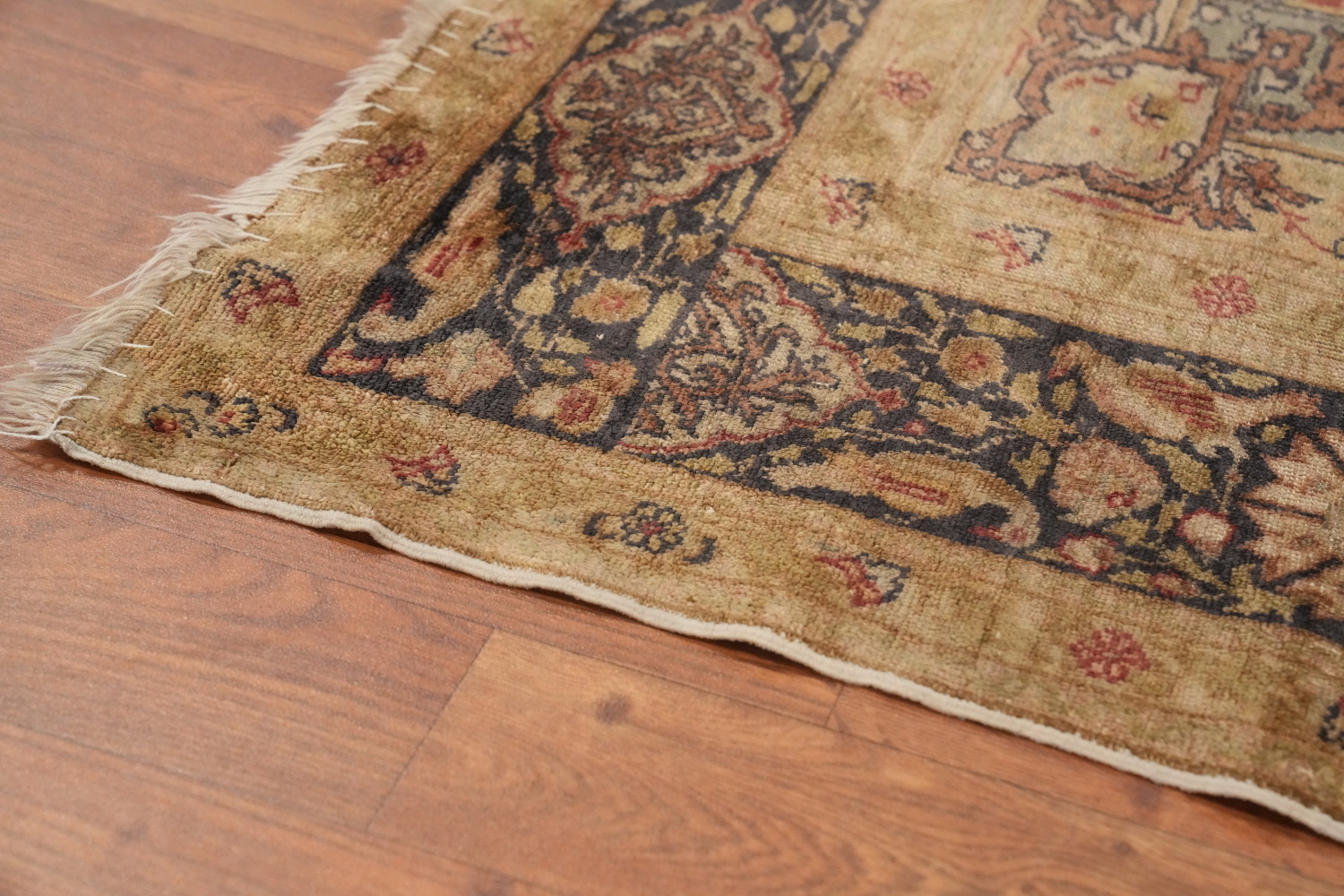 Pre-1900 Antique 100% Silk Hereke Vegetable Dye Rug 4x6