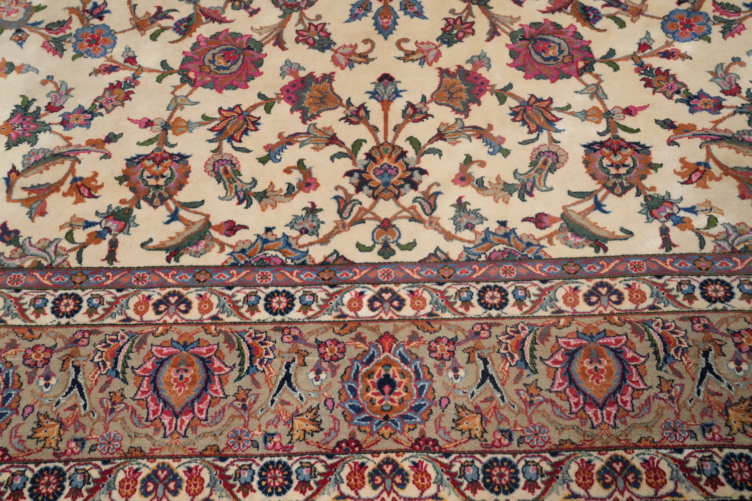 Antique Floral Tabriz Persian Area Rug 7x10