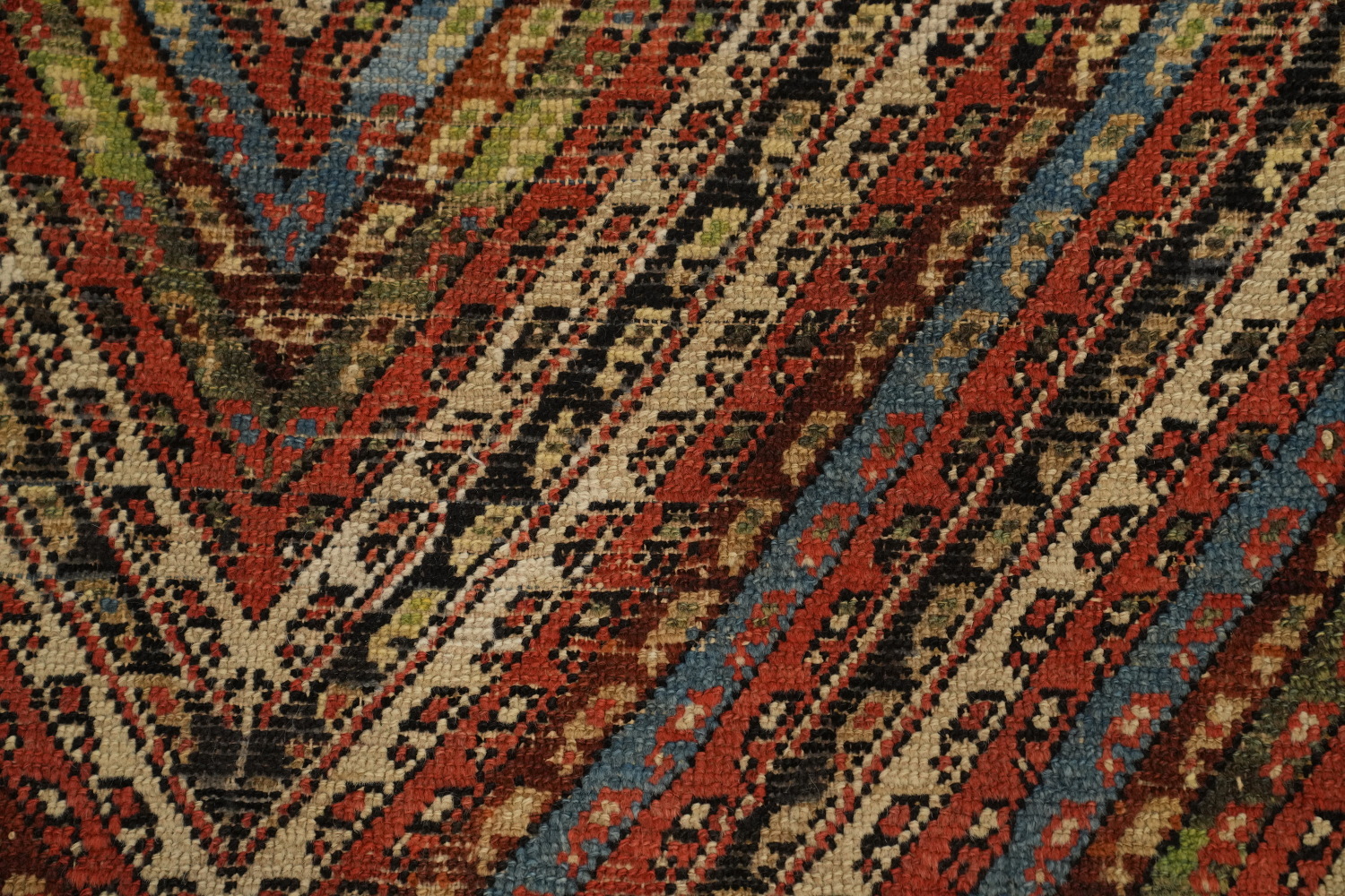 Pre-1900 Antique Vegetable Dye Bakhtiari Persian Rug 5x9
