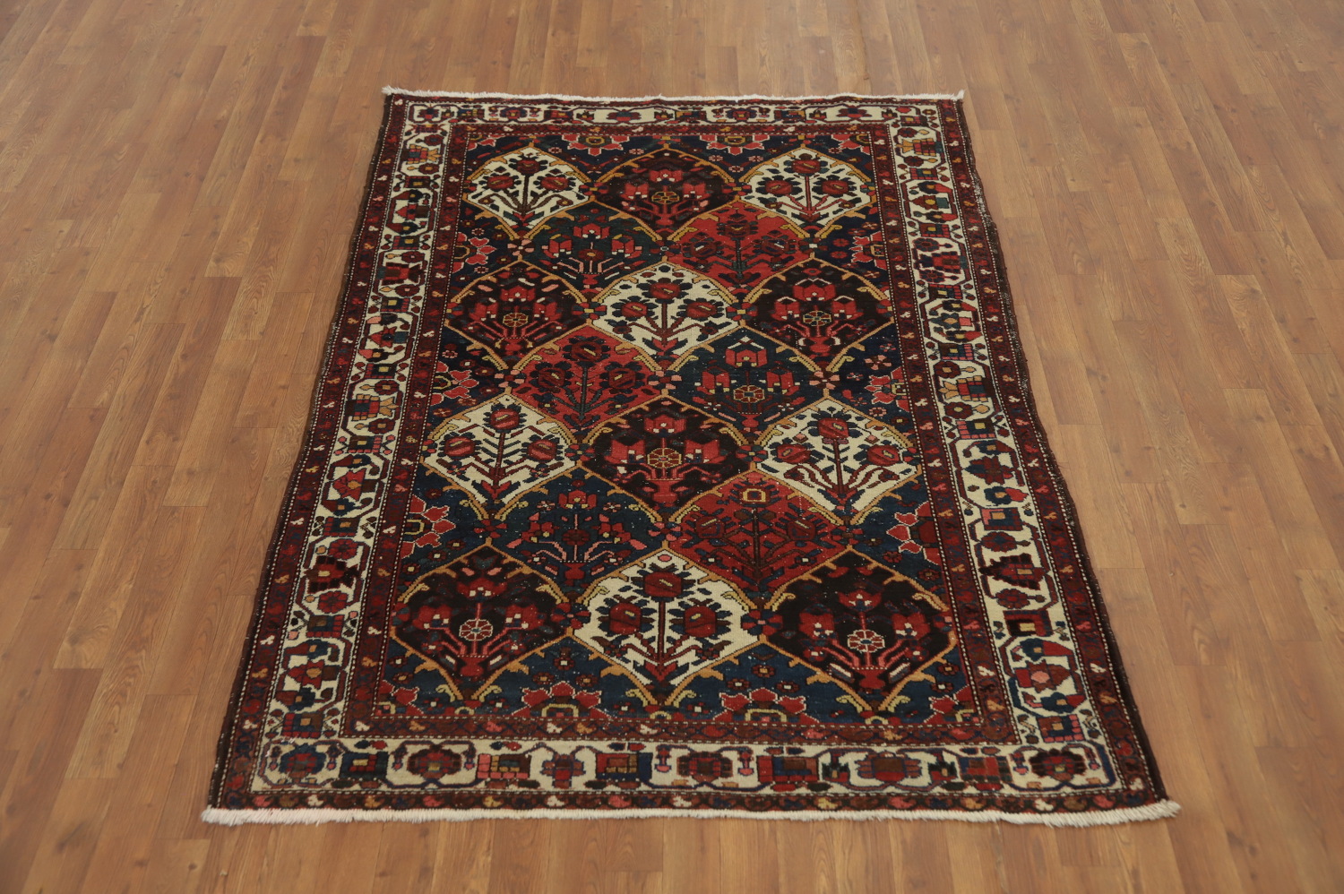 Antique Vegetable Dye Bakhtiari Persian Rug 5x6