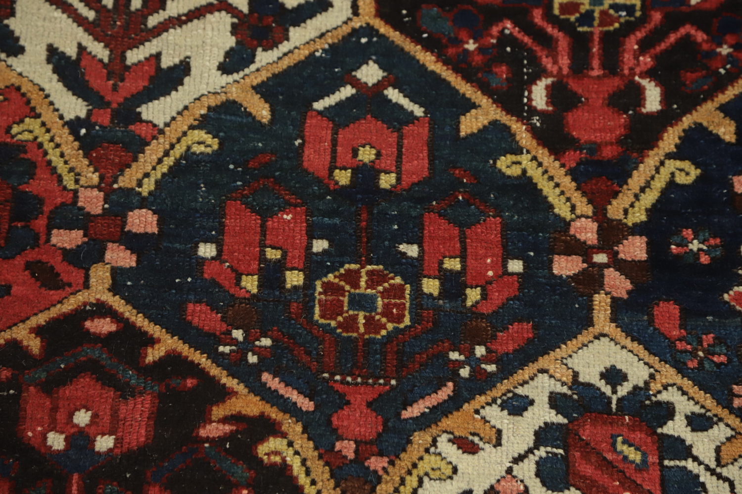 Antique Vegetable Dye Bakhtiari Persian Rug 5x6
