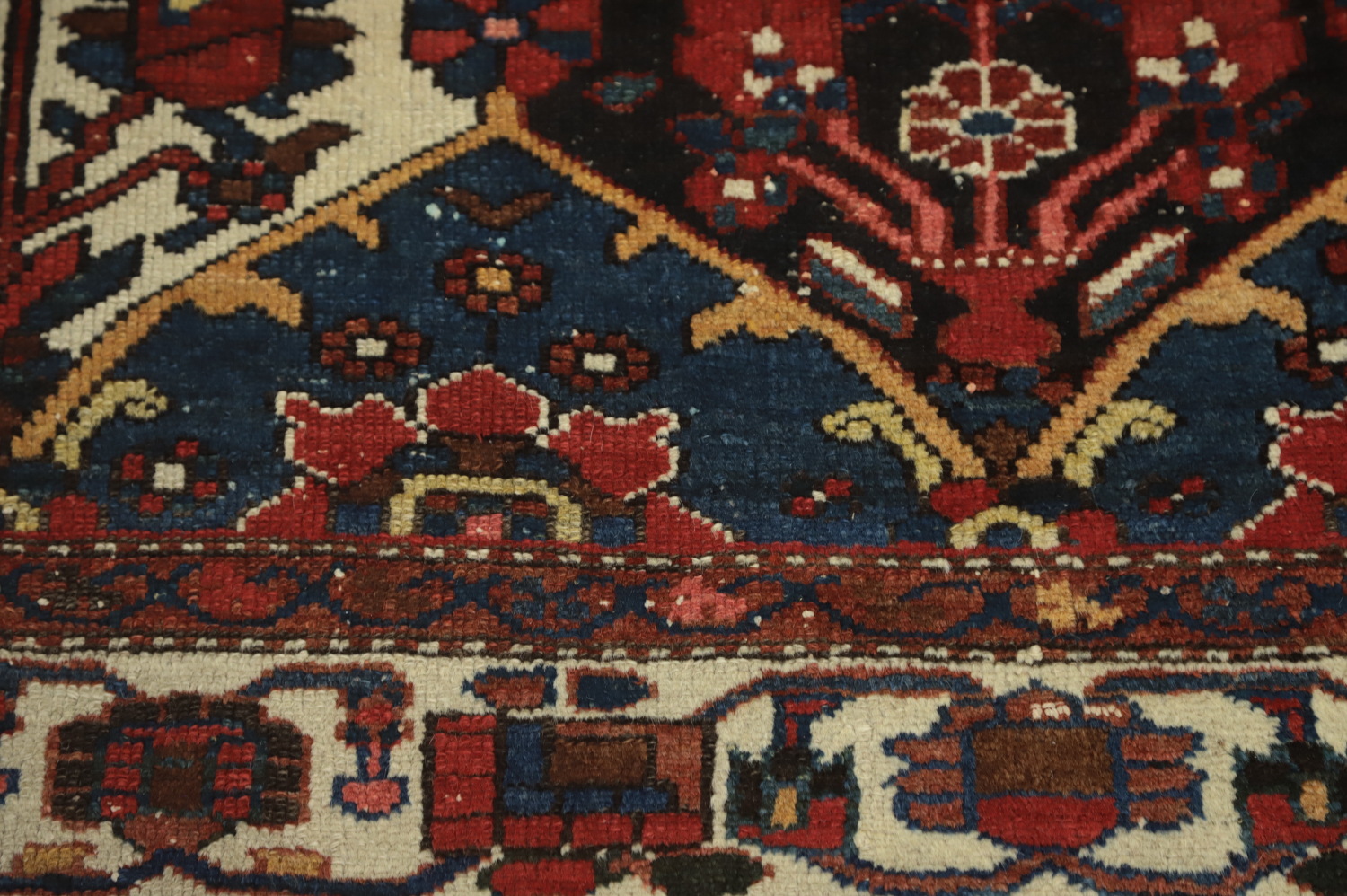 Antique Vegetable Dye Bakhtiari Persian Rug 5x6