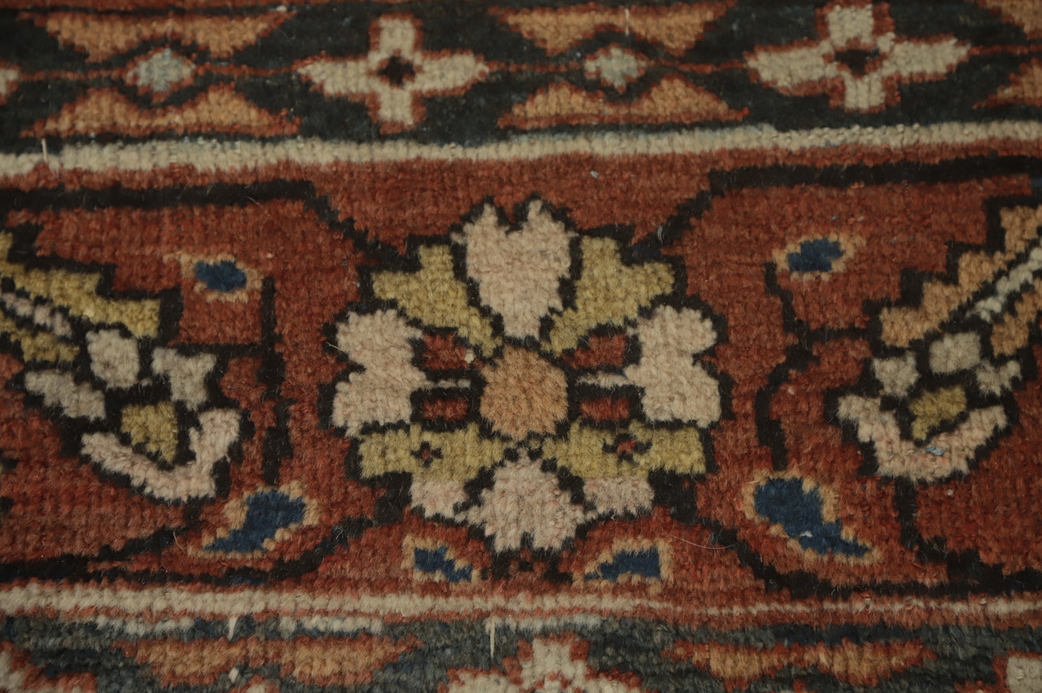 Pre-1900 Antique Mahal Vegetable Dye Persian Rug 9x12