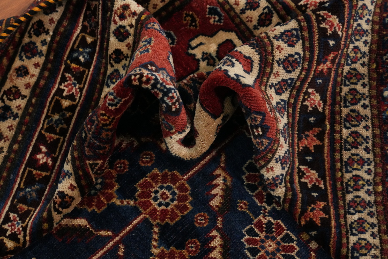 Antique Vegetable Dye Qashqai Persian Area Rug 5x9