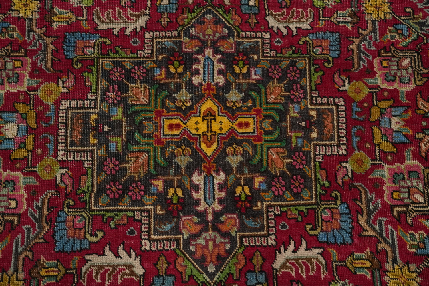 Traditional Wool Tabriz Persian Rug 5x7