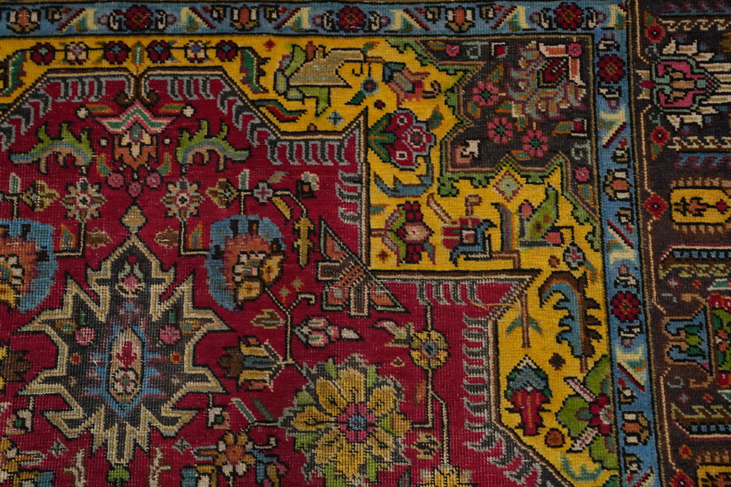 Traditional Wool Tabriz Persian Rug 5x7