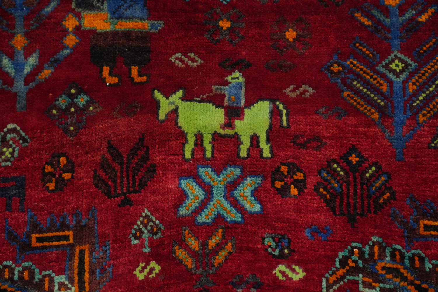 Animals Wool Tribal Shiraz Persian Area Rug 7x11