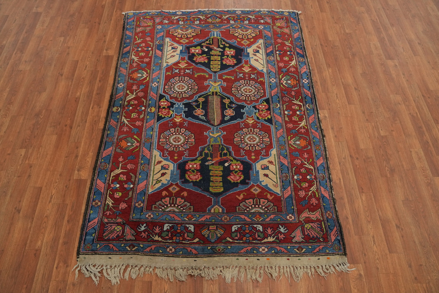 Vegetable Dye Antique Bakhtiari Persian Rug 5x7